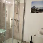 בית נופש Tahiti Parc Maisonnette Climatisee 6 Pers 2 *