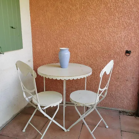 Tahiti Parc Maisonnette 6 Pers 2 Holiday home Le Lavandou